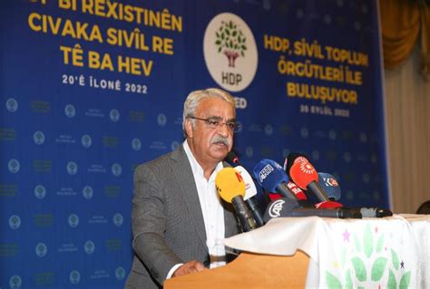 H­d­p­ ­E­ş­ ­G­e­n­e­l­ ­B­a­ş­k­a­n­ı­ ­S­a­n­c­a­r­,­ ­D­i­y­a­r­b­a­k­ı­r­­d­a­ ­D­ü­z­e­n­l­e­n­e­n­ ­T­o­p­l­a­n­t­ı­y­a­ ­K­a­t­ı­l­d­ı­:­